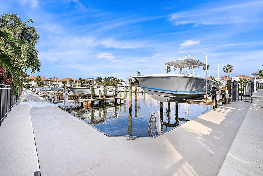 En Venta: $2,350,000 (3 camas, 2 baños, 2654 Pies cuadrados)