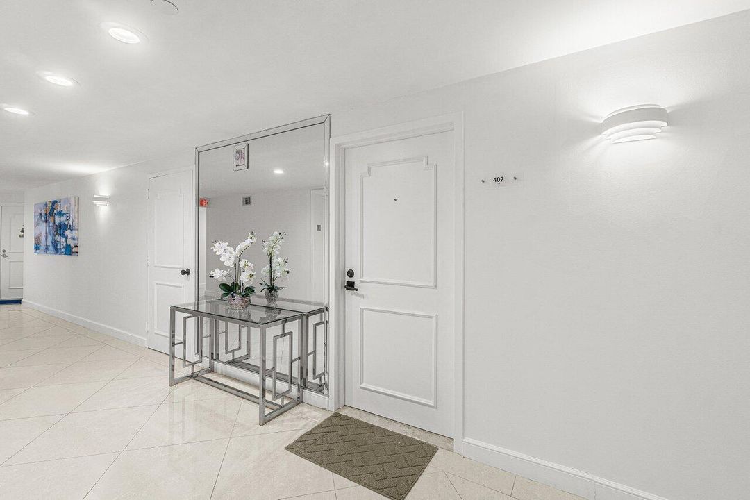 В аренду: $4,500 (2 спален, 2 ванн, 1438 Квадратных фут)