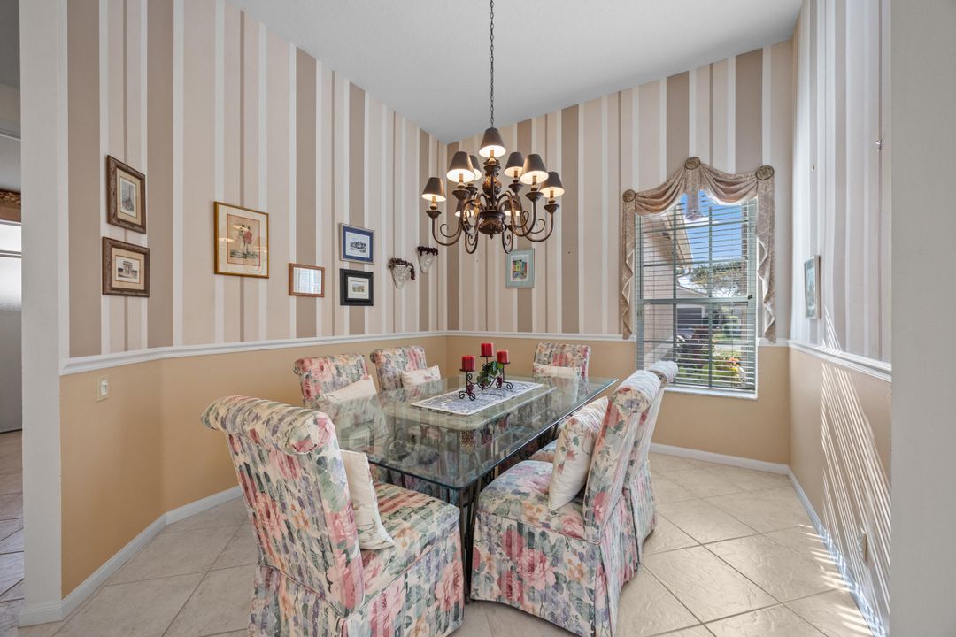 For Sale: $465,000 (3 beds, 2 baths, 2319 Square Feet)