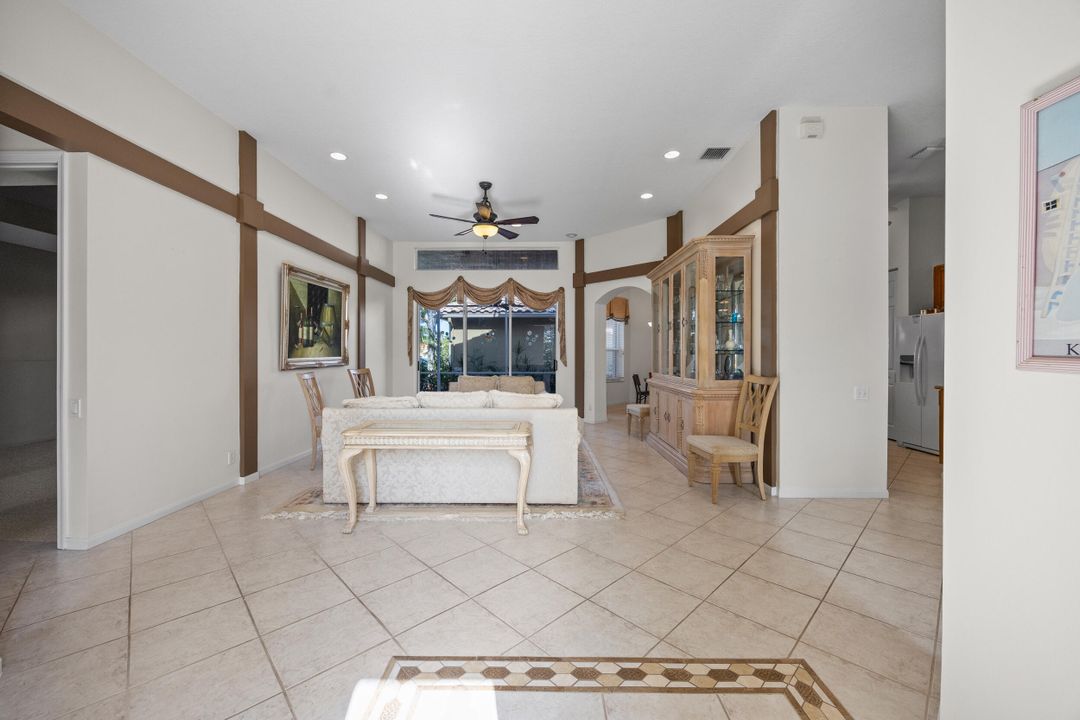 For Sale: $465,000 (3 beds, 2 baths, 2319 Square Feet)