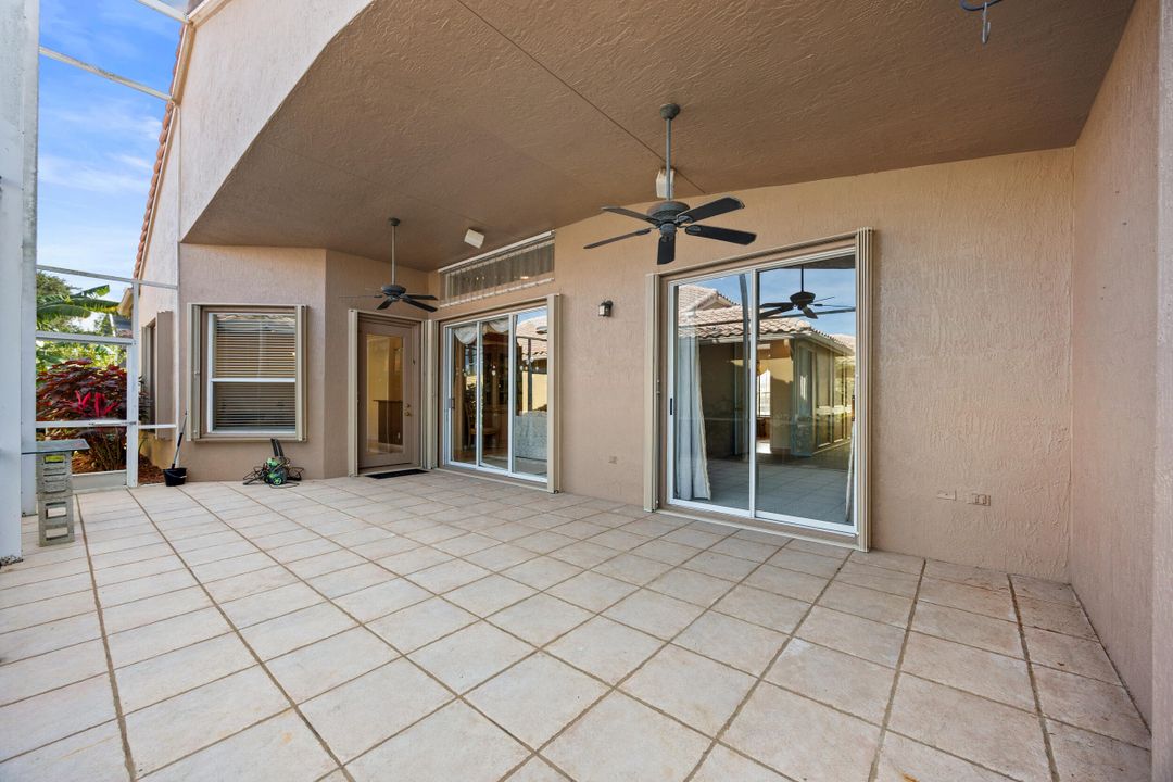 For Sale: $465,000 (3 beds, 2 baths, 2319 Square Feet)