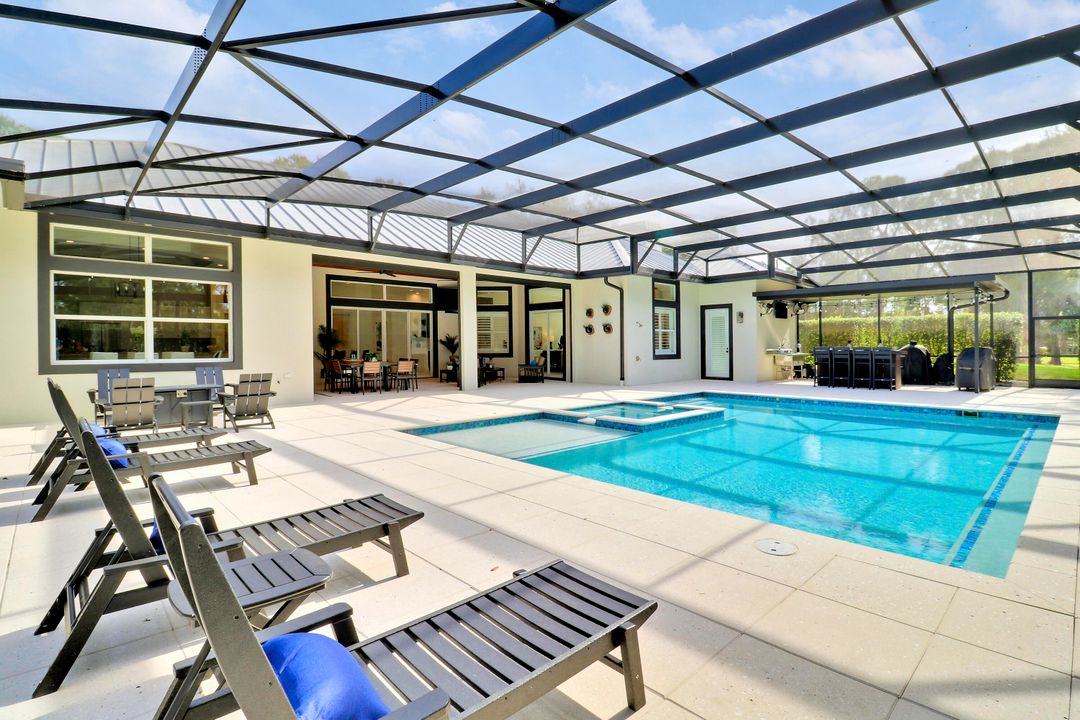 En Venta: $3,499,000 (5 camas, 4 baños, 4884 Pies cuadrados)