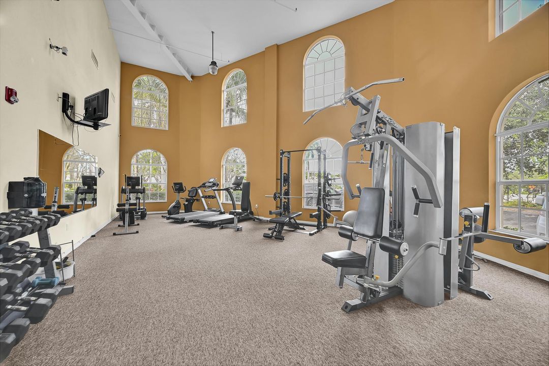 For Sale: $299,000 (3 beds, 2 baths, 1552 Square Feet)