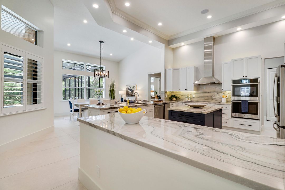 En Venta: $3,499,000 (5 camas, 4 baños, 4884 Pies cuadrados)