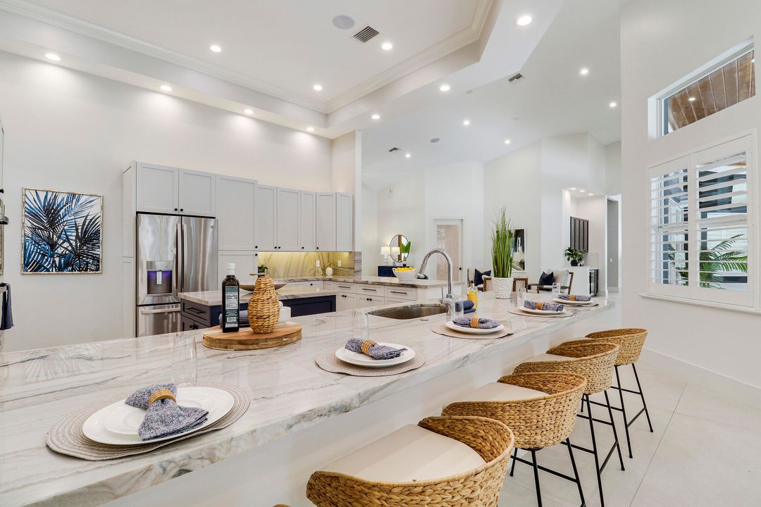 En Venta: $3,499,000 (5 camas, 4 baños, 4884 Pies cuadrados)