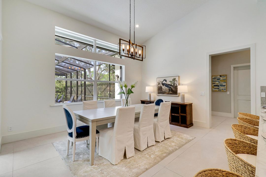 En Venta: $3,499,000 (5 camas, 4 baños, 4884 Pies cuadrados)