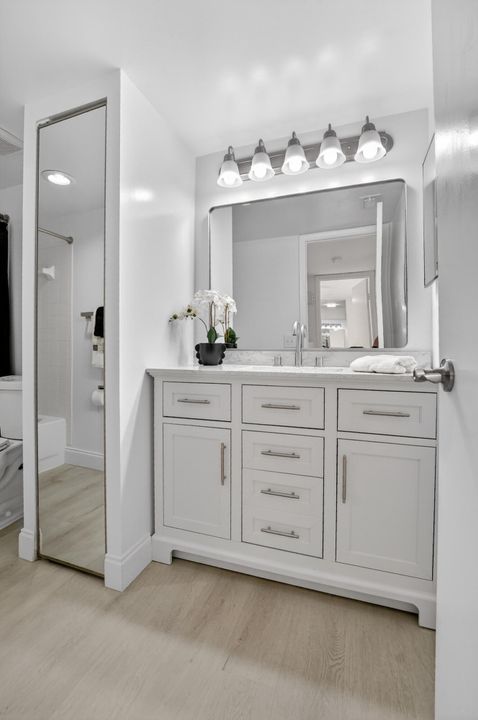 En Venta: $424,900 (3 camas, 2 baños, 1598 Pies cuadrados)