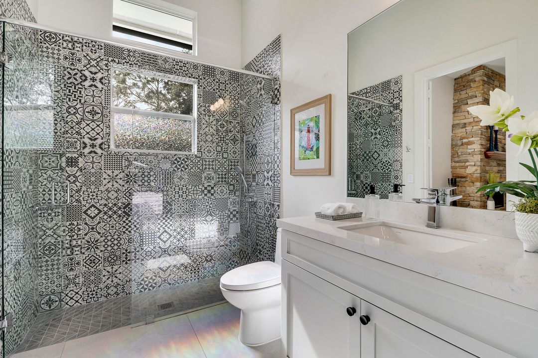 En Venta: $3,499,000 (5 camas, 4 baños, 4884 Pies cuadrados)