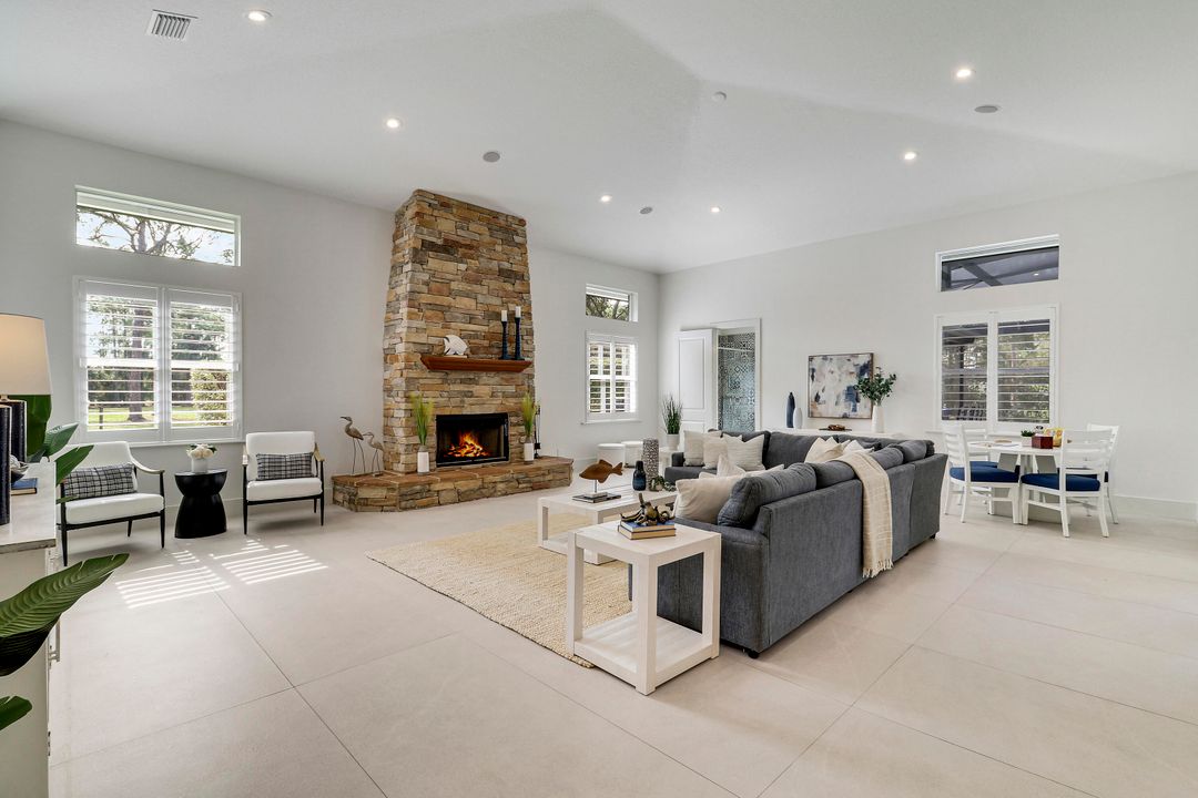 En Venta: $3,499,000 (5 camas, 4 baños, 4884 Pies cuadrados)