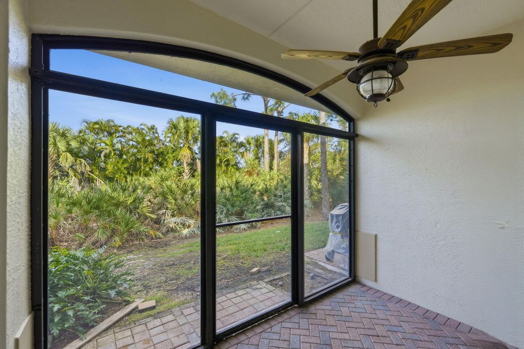 待售: $429,999 (3 贝兹, 2 浴室, 2256 平方英尺)