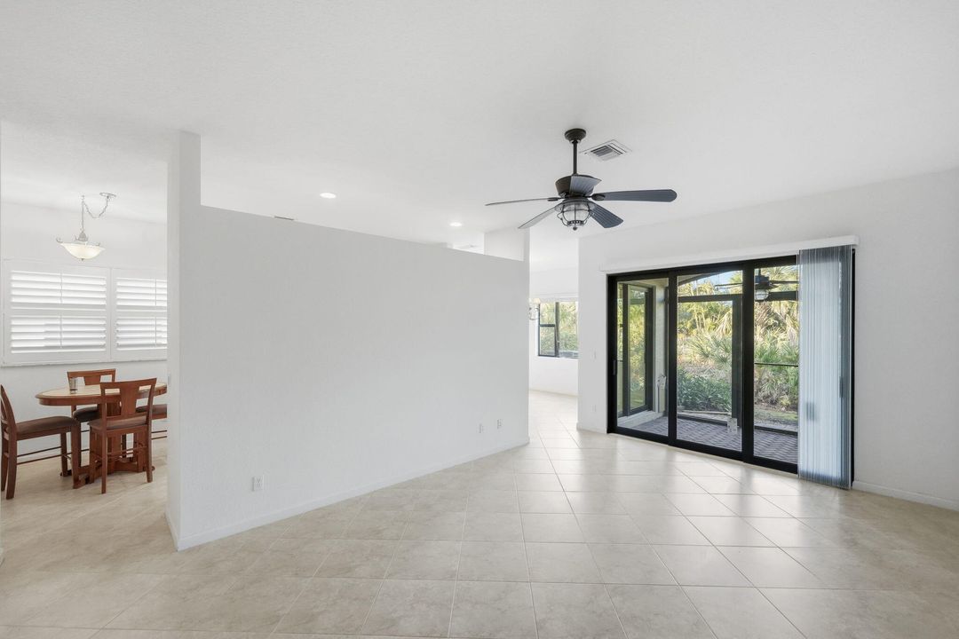 待售: $429,999 (3 贝兹, 2 浴室, 2256 平方英尺)