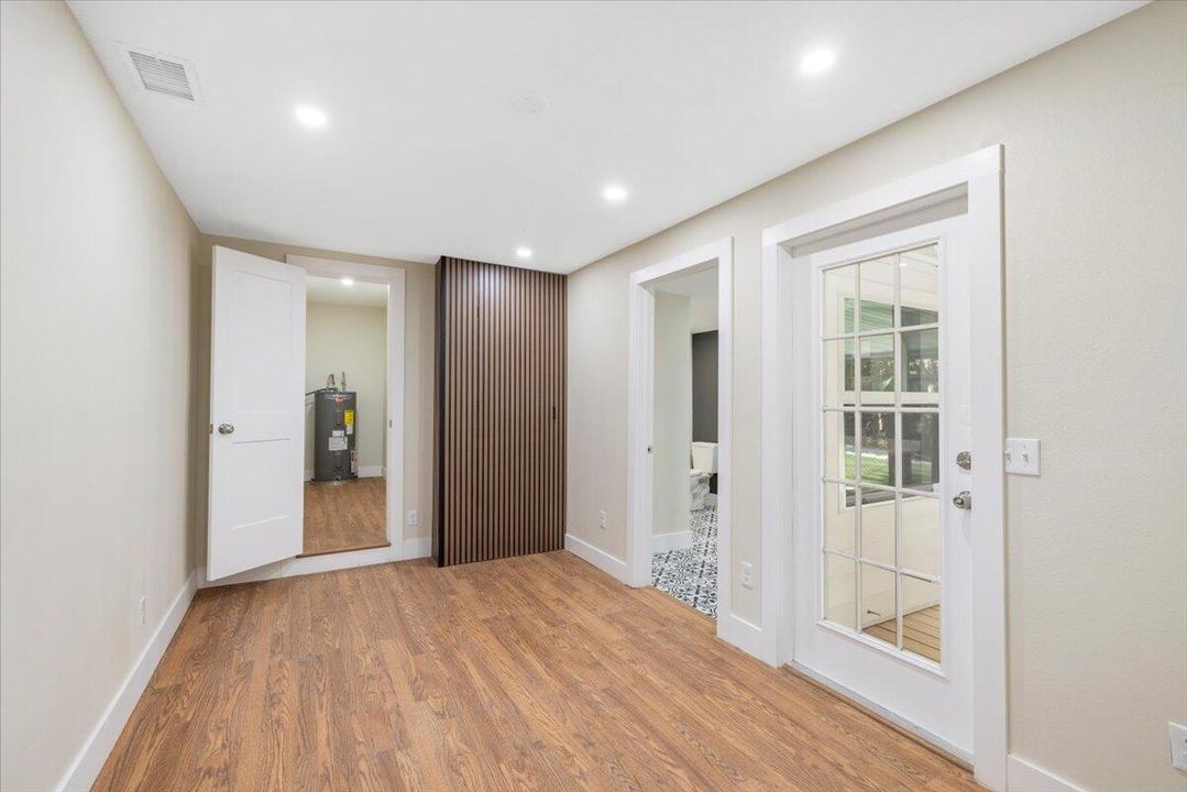 For Sale: $375,000 (3 beds, 2 baths, 1483 Square Feet)