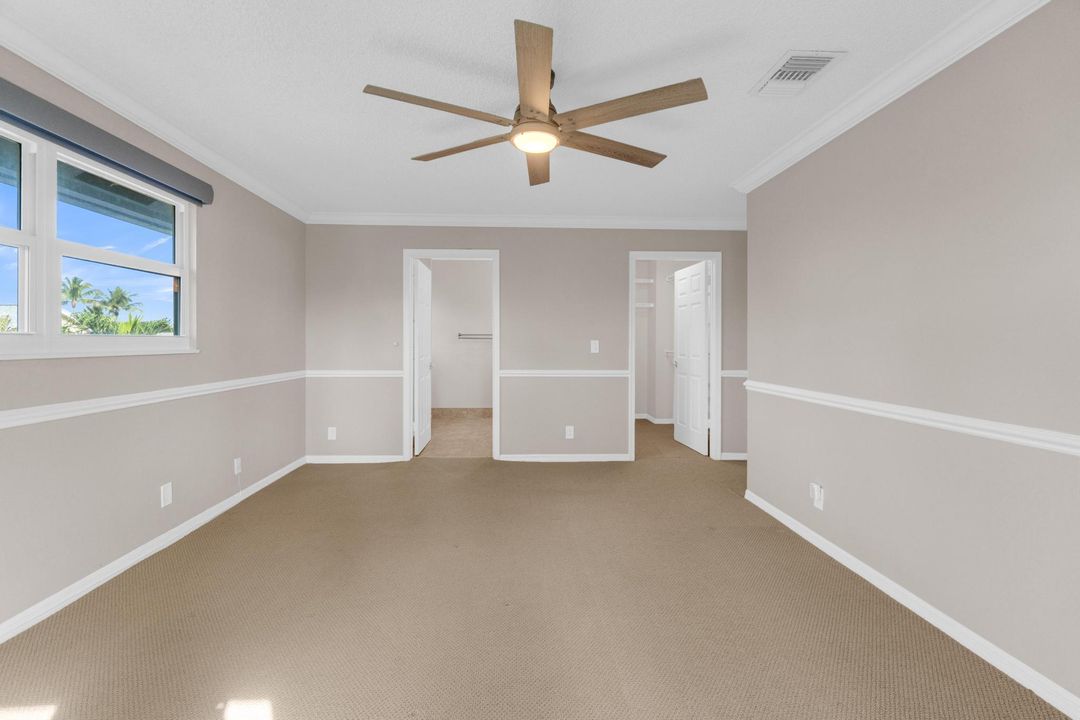 En Venta: $700,000 (4 camas, 2 baños, 2386 Pies cuadrados)