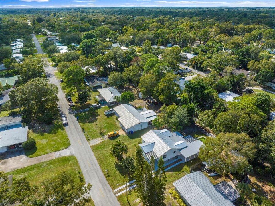 For Sale: $375,000 (3 beds, 2 baths, 1483 Square Feet)