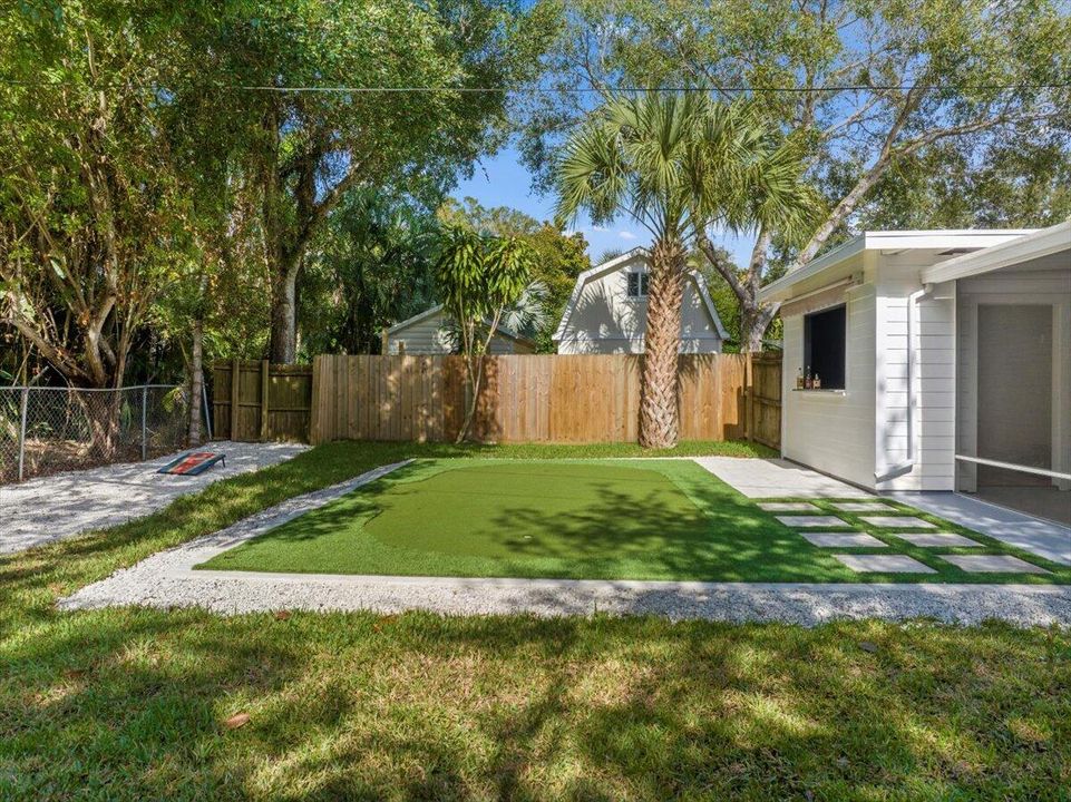 For Sale: $375,000 (3 beds, 2 baths, 1483 Square Feet)