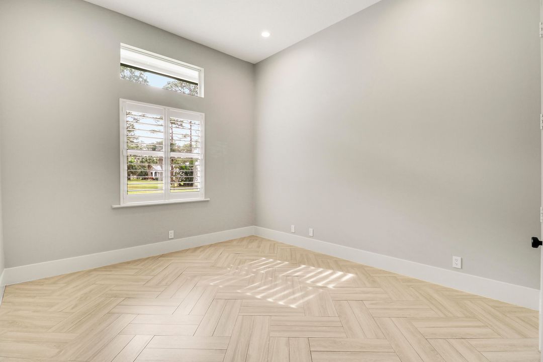 En Venta: $3,499,000 (5 camas, 4 baños, 4884 Pies cuadrados)