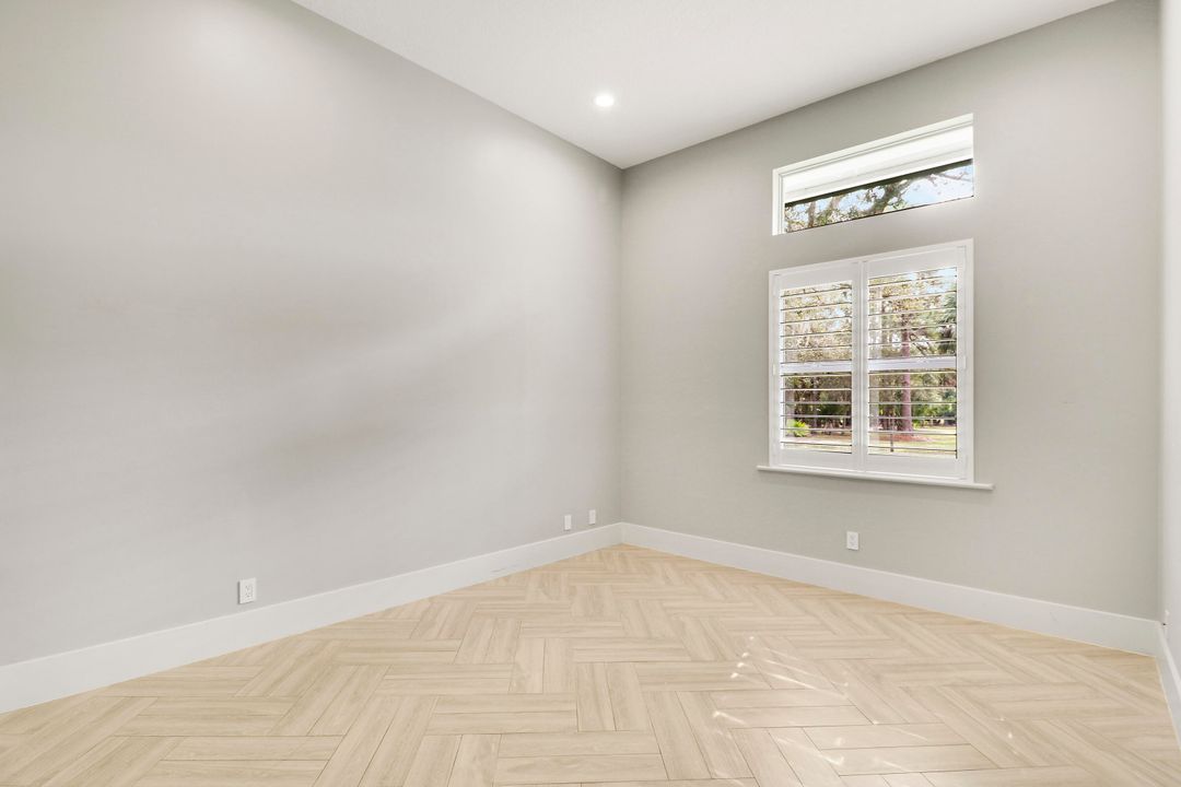 En Venta: $3,499,000 (5 camas, 4 baños, 4884 Pies cuadrados)