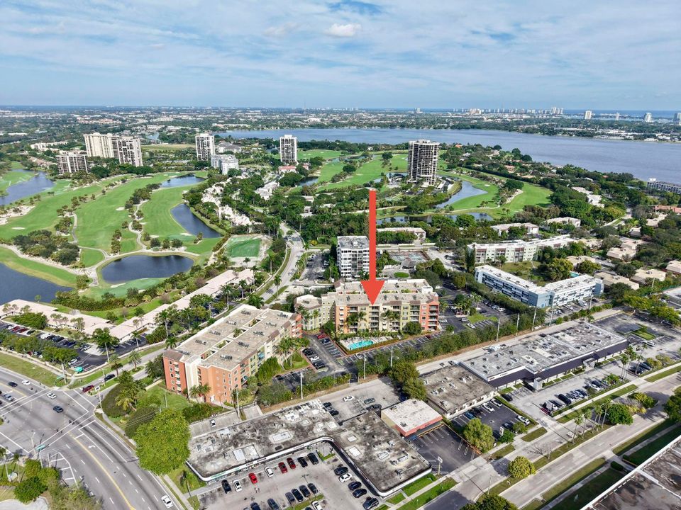 For Sale: $299,000 (3 beds, 2 baths, 1552 Square Feet)