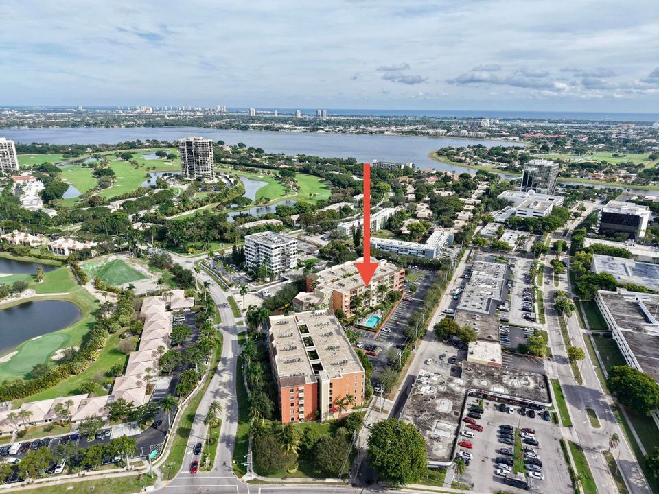 For Sale: $299,000 (3 beds, 2 baths, 1552 Square Feet)