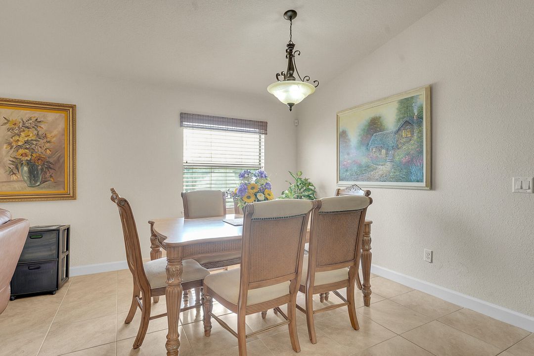 En Venta: $185,000 (2 camas, 2 baños, 1433 Pies cuadrados)