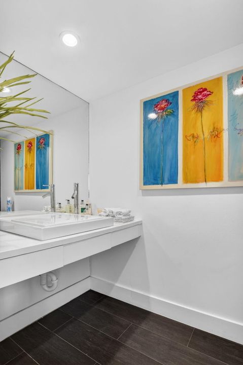 For Sale: $535,000 (3 beds, 2 baths, 1550 Square Feet)