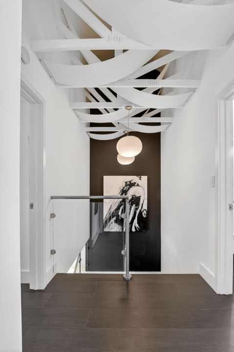 For Sale: $535,000 (3 beds, 2 baths, 1550 Square Feet)