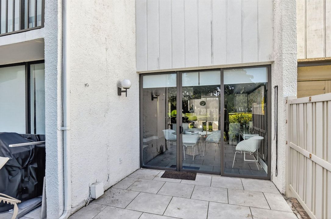 For Sale: $535,000 (3 beds, 2 baths, 1550 Square Feet)