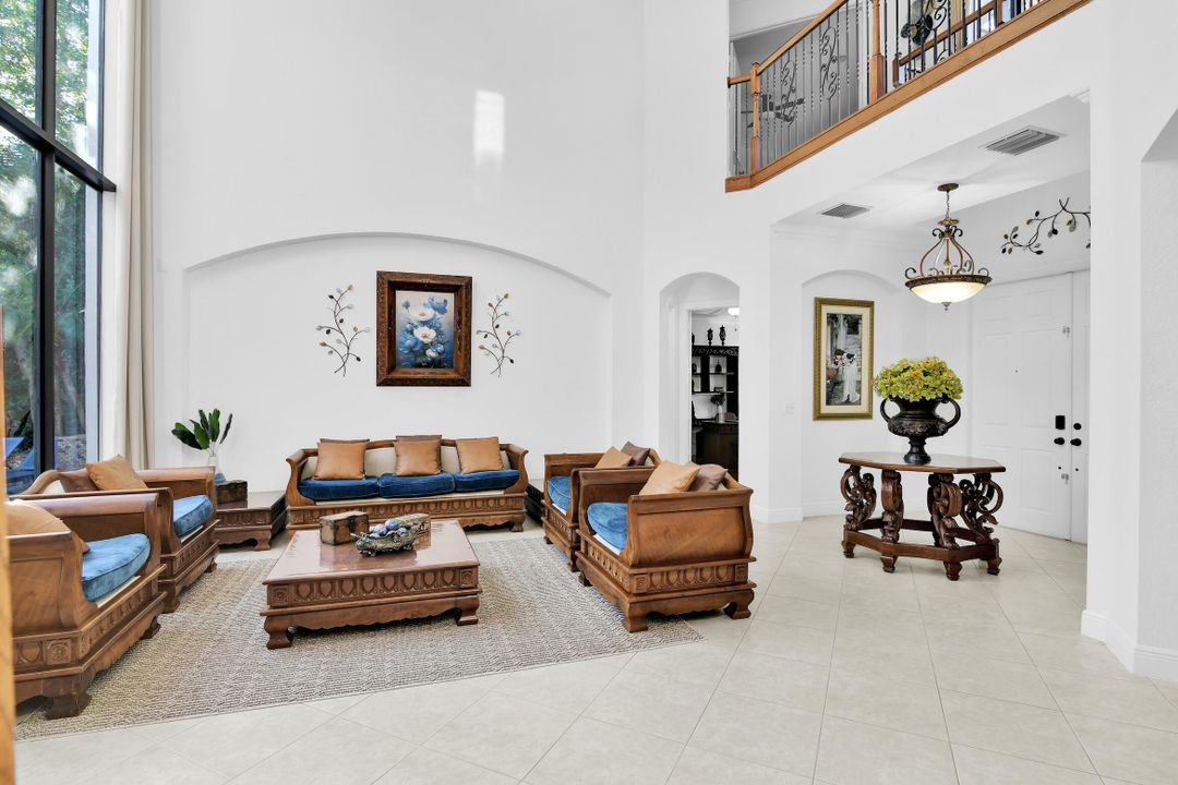 En Renta: $11,000 (6 camas, 4 baños, 4709 Pies cuadrados)