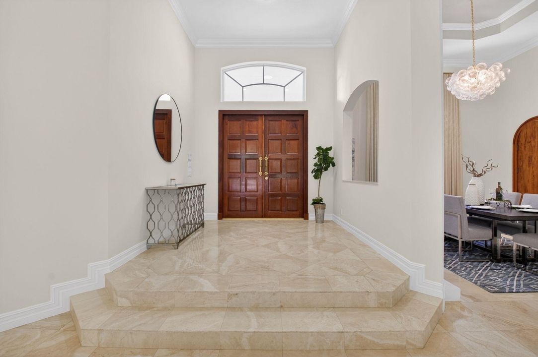 Active With Contract: $3,950,000 (6 beds, 6 baths, 6297 Square Feet)