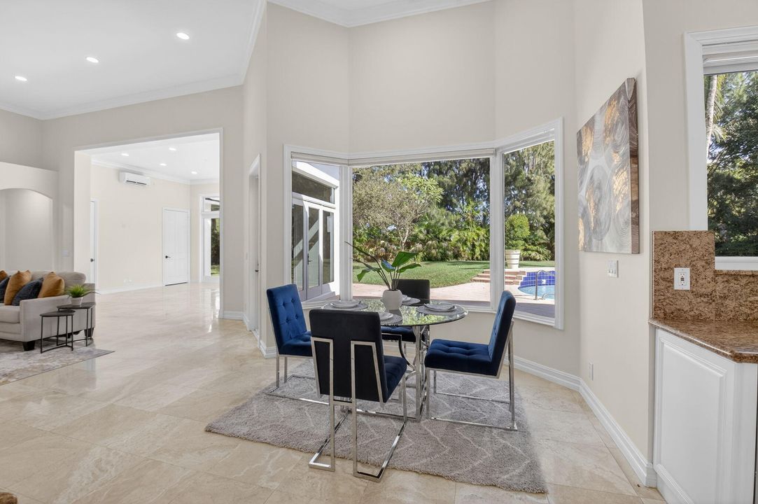 Active With Contract: $3,950,000 (6 beds, 6 baths, 6297 Square Feet)