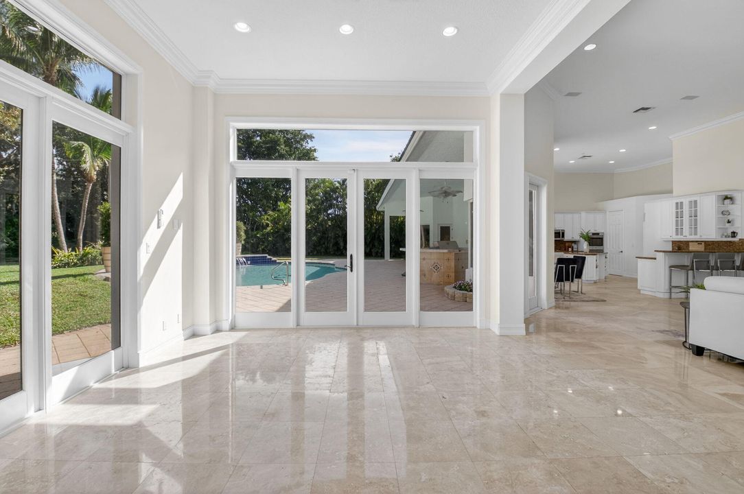 Active With Contract: $3,950,000 (6 beds, 6 baths, 6297 Square Feet)