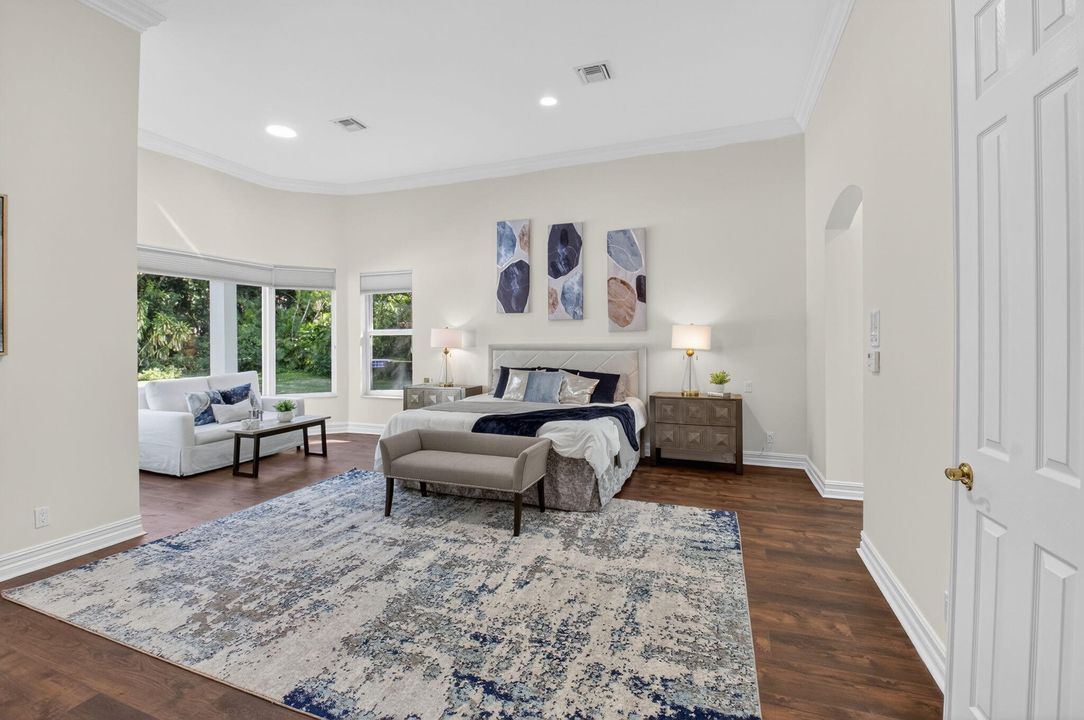 Active With Contract: $3,950,000 (6 beds, 6 baths, 6297 Square Feet)