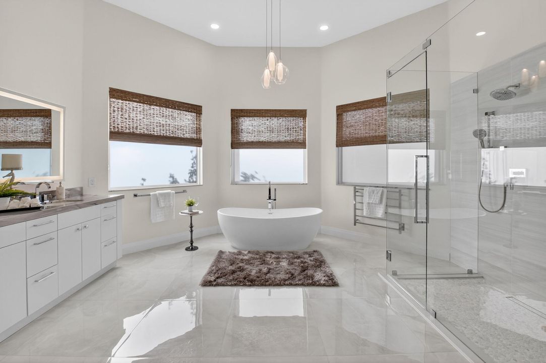 Active With Contract: $3,950,000 (6 beds, 6 baths, 6297 Square Feet)