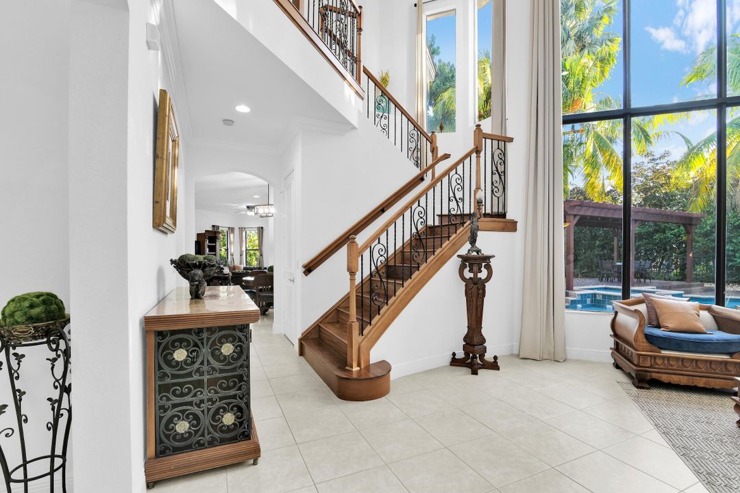 En Renta: $11,000 (6 camas, 4 baños, 4709 Pies cuadrados)