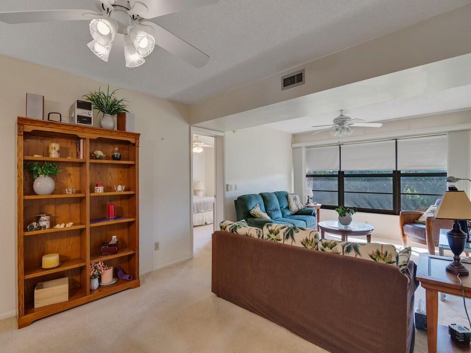 For Rent: $1,500 (2 beds, 2 baths, 1188 Square Feet)