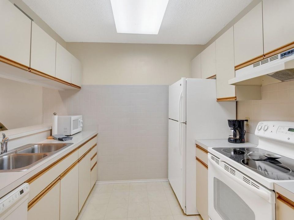 For Rent: $1,500 (2 beds, 2 baths, 1188 Square Feet)