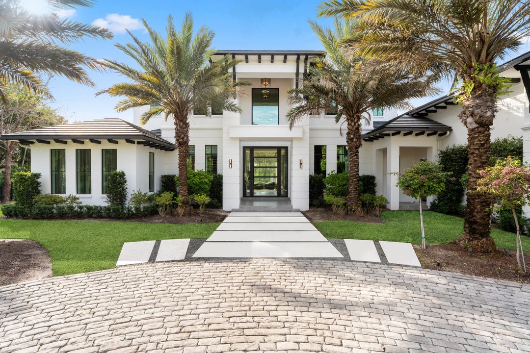 For Sale: $25,750,000 (5 beds, 7 baths, 7907 Square Feet)