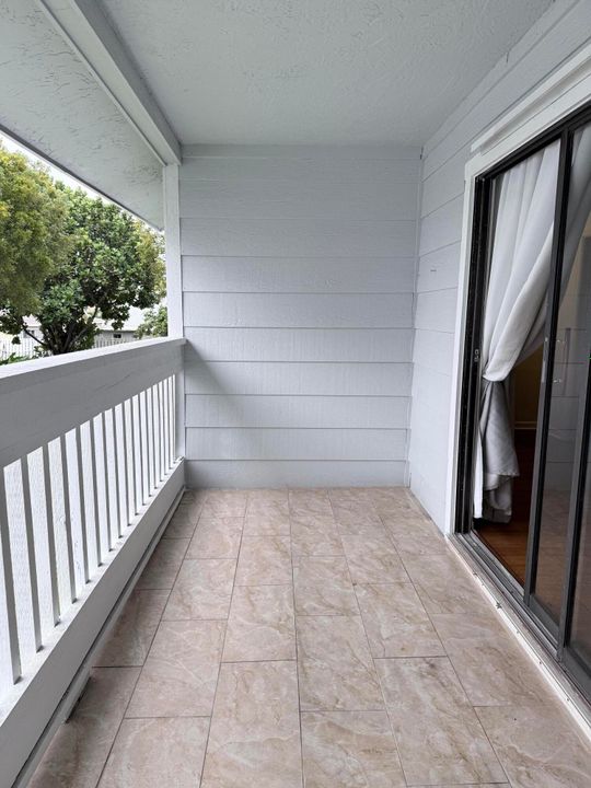 出租: $2,550 (3 贝兹, 2 浴室, 1502 平方英尺)