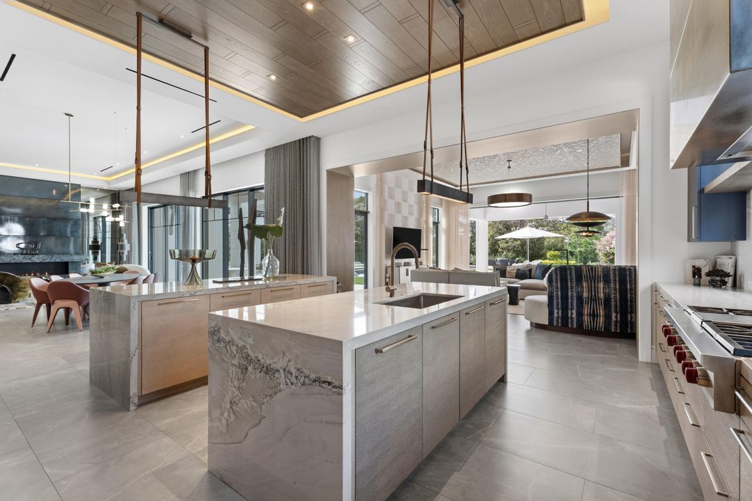 For Sale: $25,750,000 (5 beds, 7 baths, 7907 Square Feet)