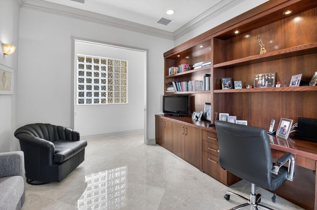 For Sale: $1,145,000 (3 beds, 2 baths, 2767 Square Feet)