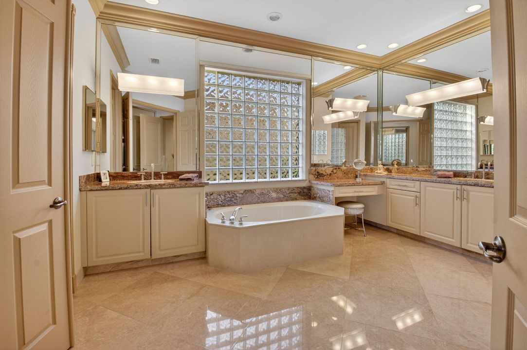 For Sale: $1,145,000 (3 beds, 2 baths, 2767 Square Feet)