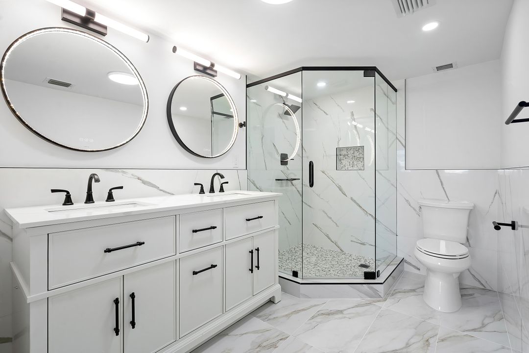 待售: $459,900 (2 贝兹, 2 浴室, 1056 平方英尺)