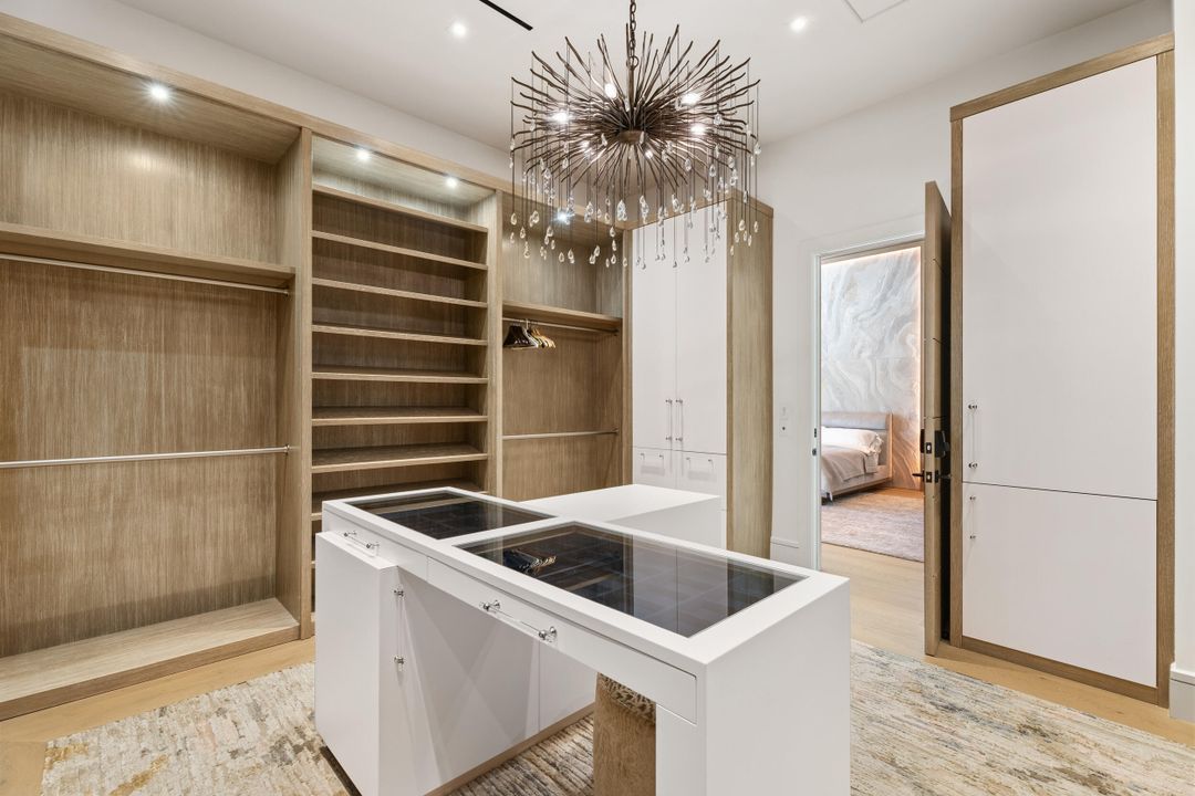 For Sale: $25,750,000 (5 beds, 7 baths, 7907 Square Feet)