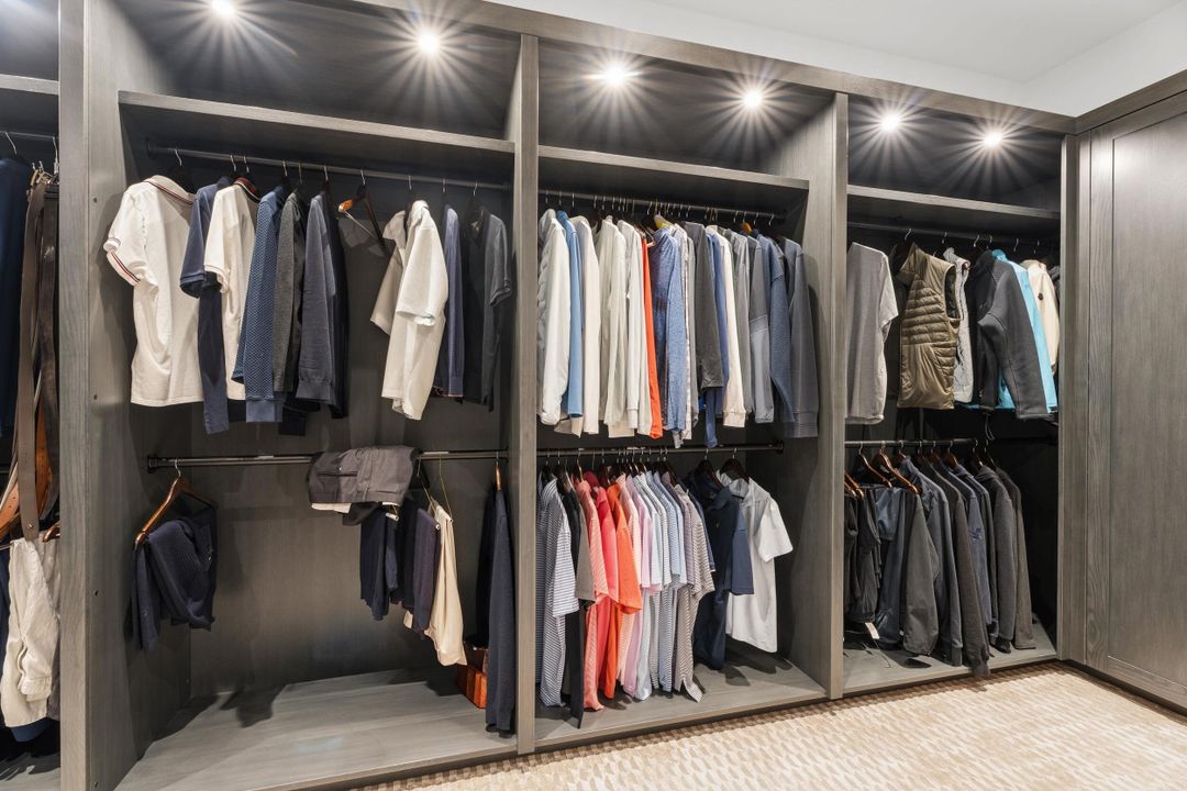 For Sale: $25,750,000 (5 beds, 7 baths, 7907 Square Feet)