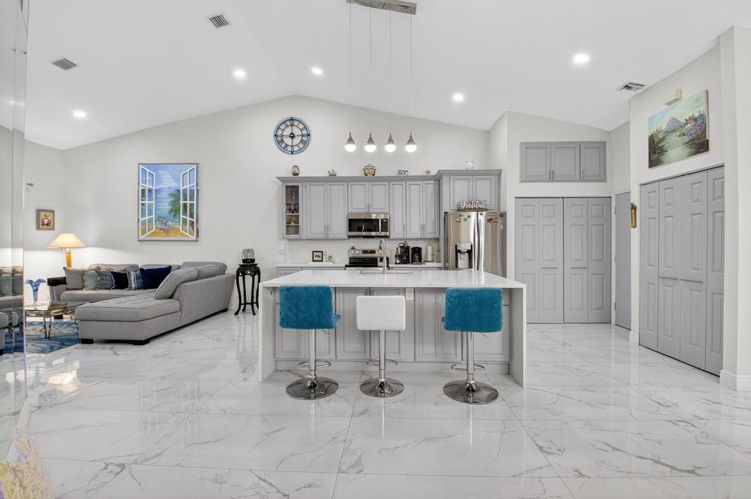 En Renta: $3,600 (3 camas, 2 baños, 1570 Pies cuadrados)