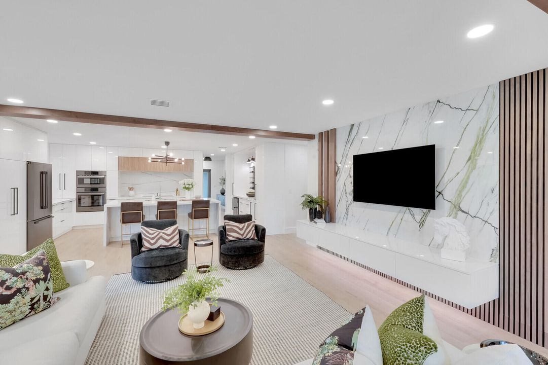 For Sale: $2,600,000 (3 beds, 3 baths, 2800 Square Feet)