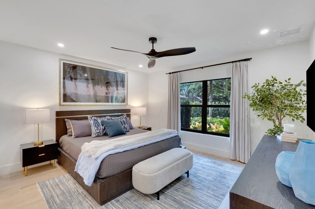 For Sale: $2,600,000 (3 beds, 3 baths, 2800 Square Feet)