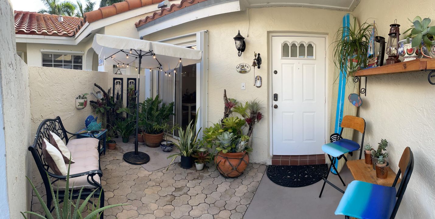 出租: $3,200 (3 贝兹, 2 浴室, 1760 平方英尺)