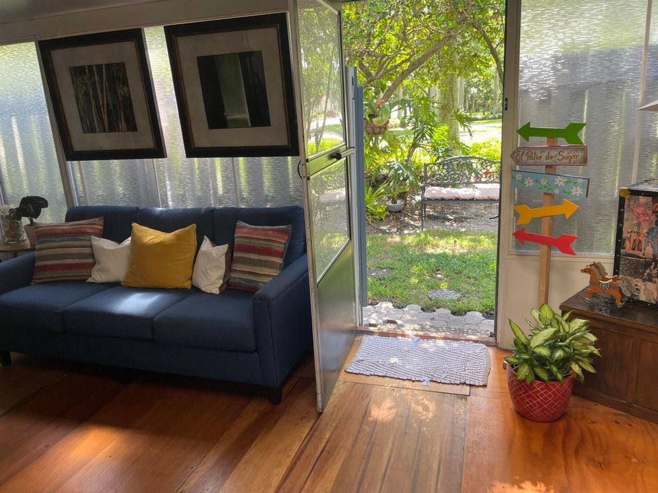 出租: $3,200 (3 贝兹, 2 浴室, 1760 平方英尺)