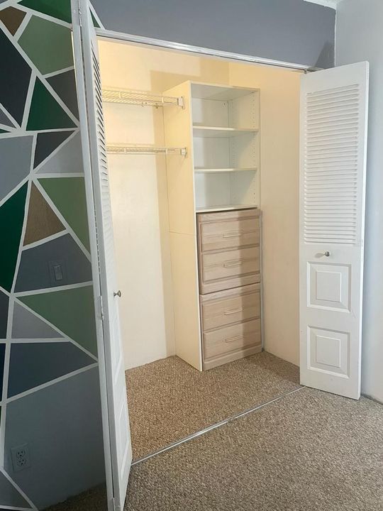 出租: $3,200 (3 贝兹, 2 浴室, 1760 平方英尺)